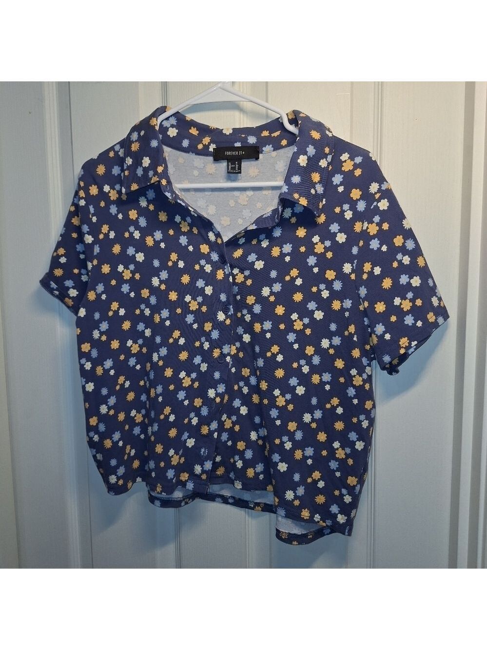 Forever 21 Blue Floral Collared Shirt 1X